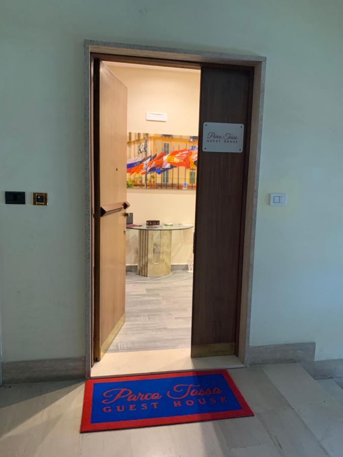Parco Tasso Guest House Sorrento Bagian luar foto