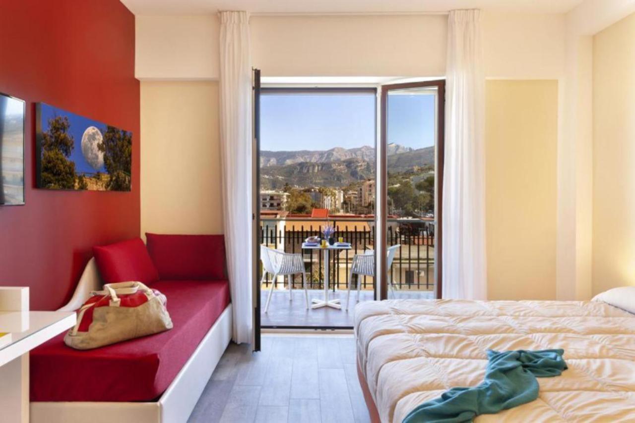 Parco Tasso Guest House Sorrento Bagian luar foto